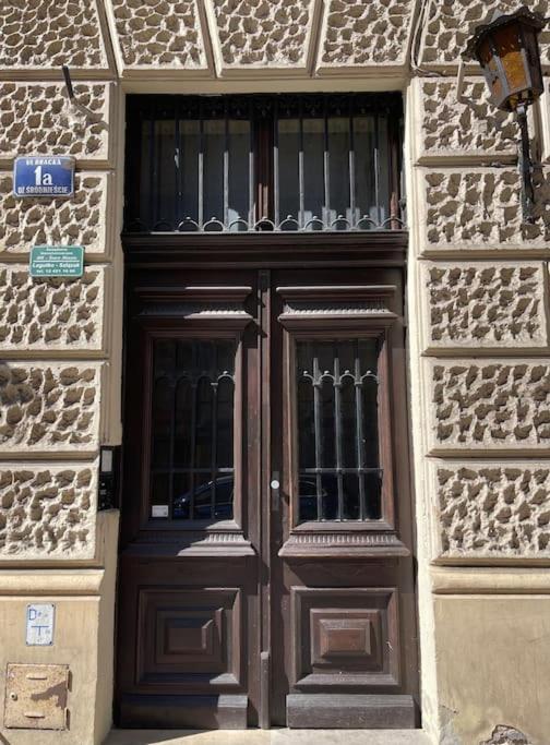 Crown Pearl - Wonderful Apartment, 110Scm, 4 Rooms Krakau Exterior foto