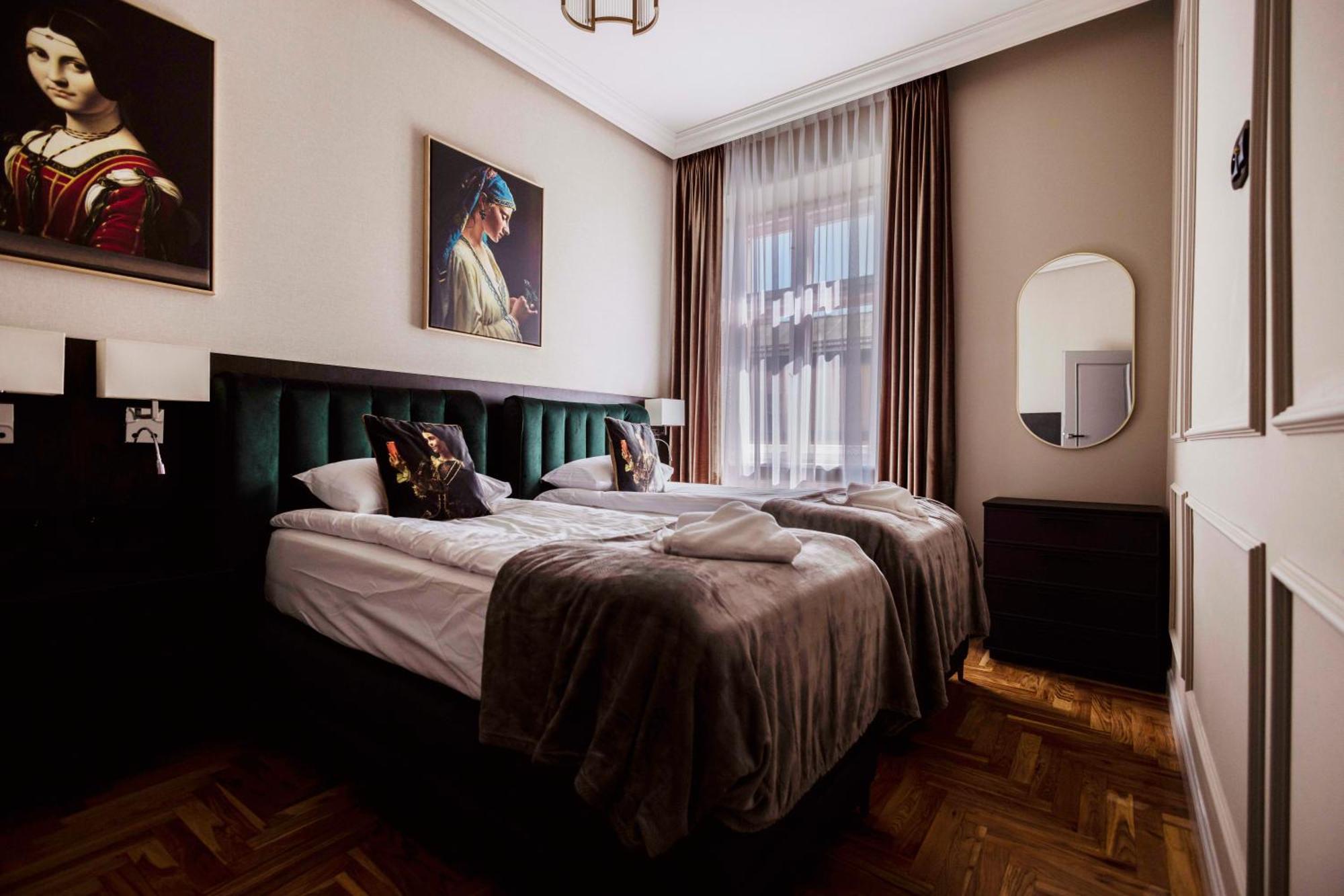 Crown Pearl - Wonderful Apartment, 110Scm, 4 Rooms Krakau Exterior foto