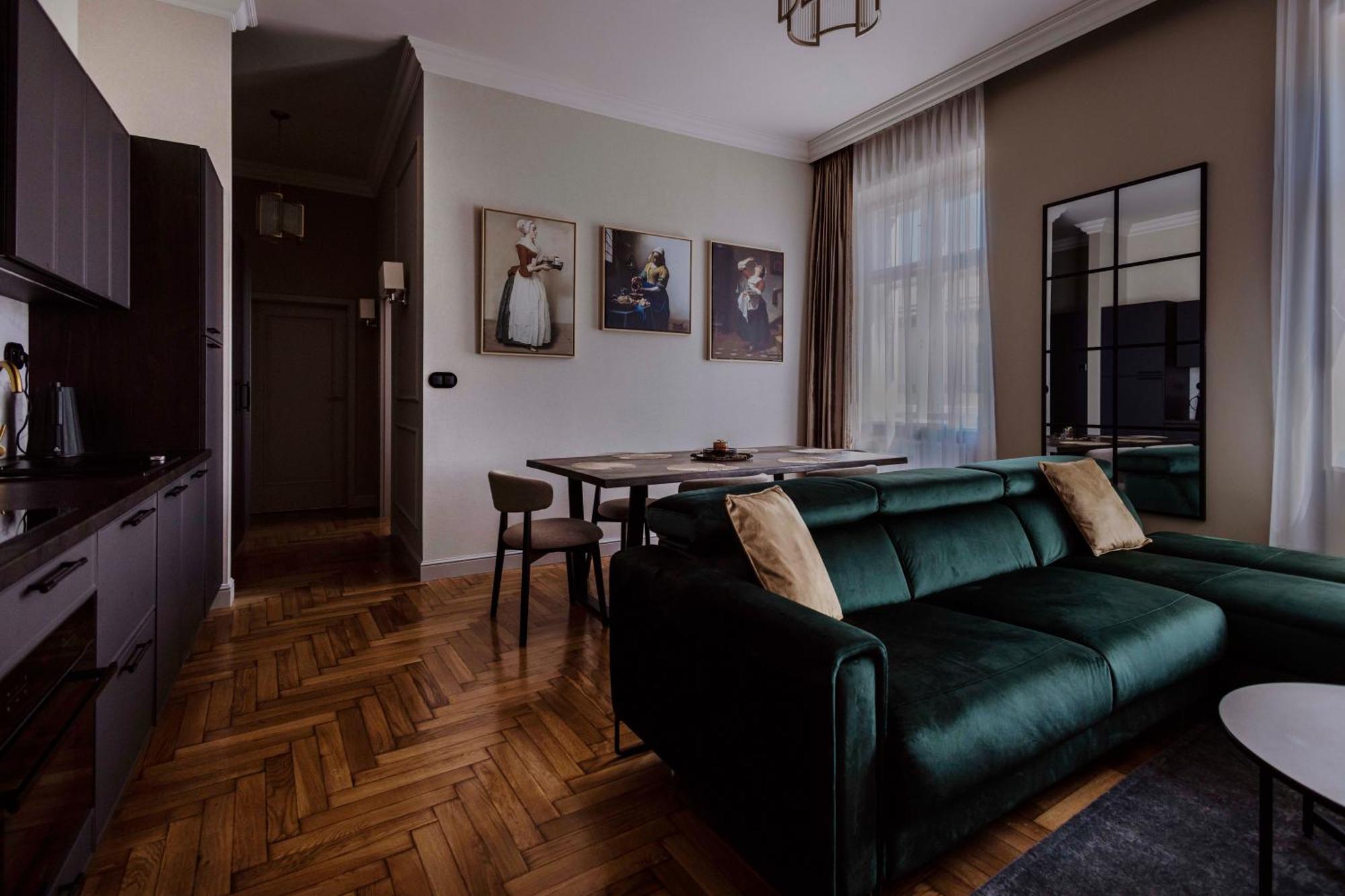 Crown Pearl - Wonderful Apartment, 110Scm, 4 Rooms Krakau Exterior foto