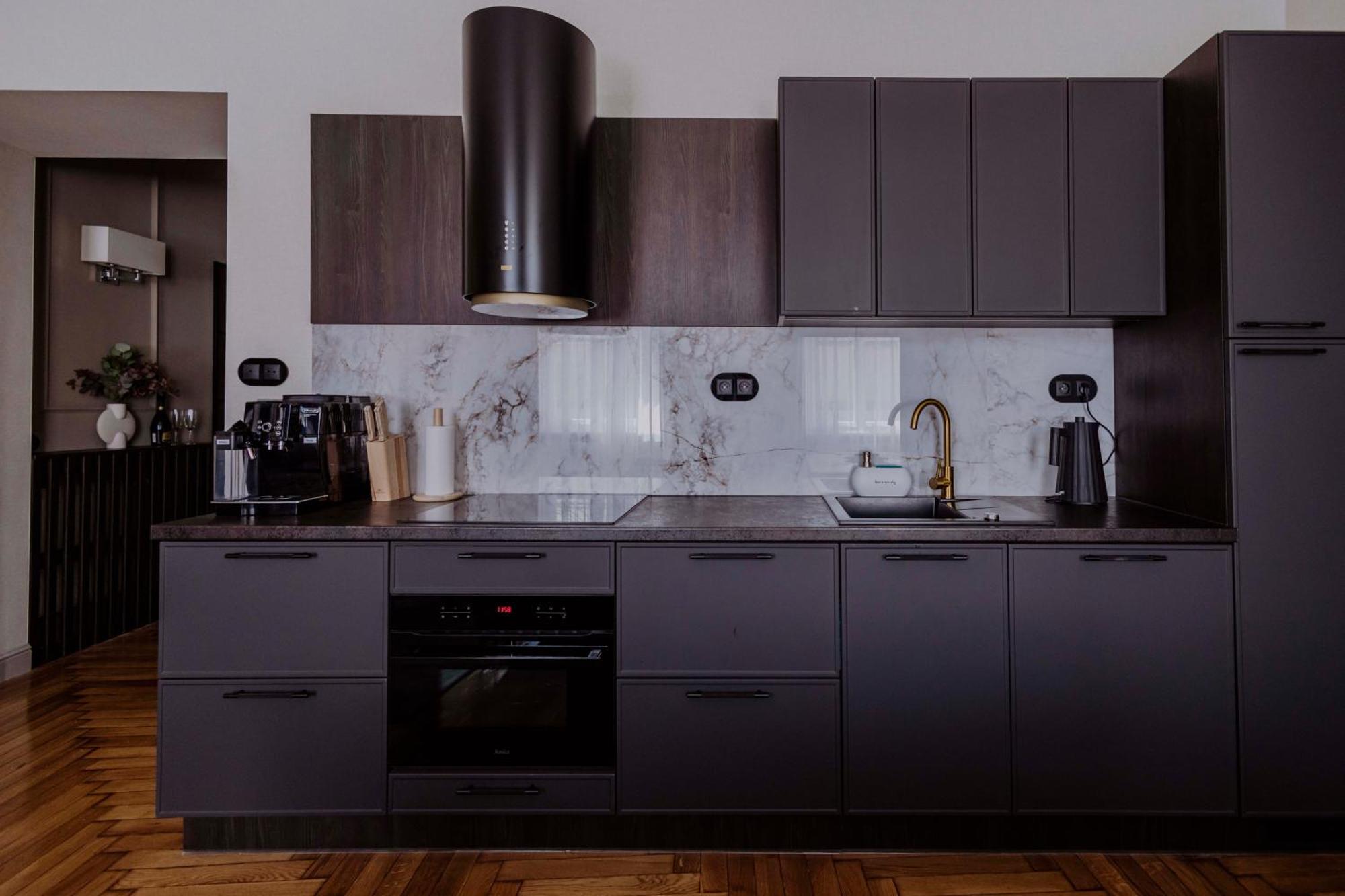 Crown Pearl - Wonderful Apartment, 110Scm, 4 Rooms Krakau Exterior foto