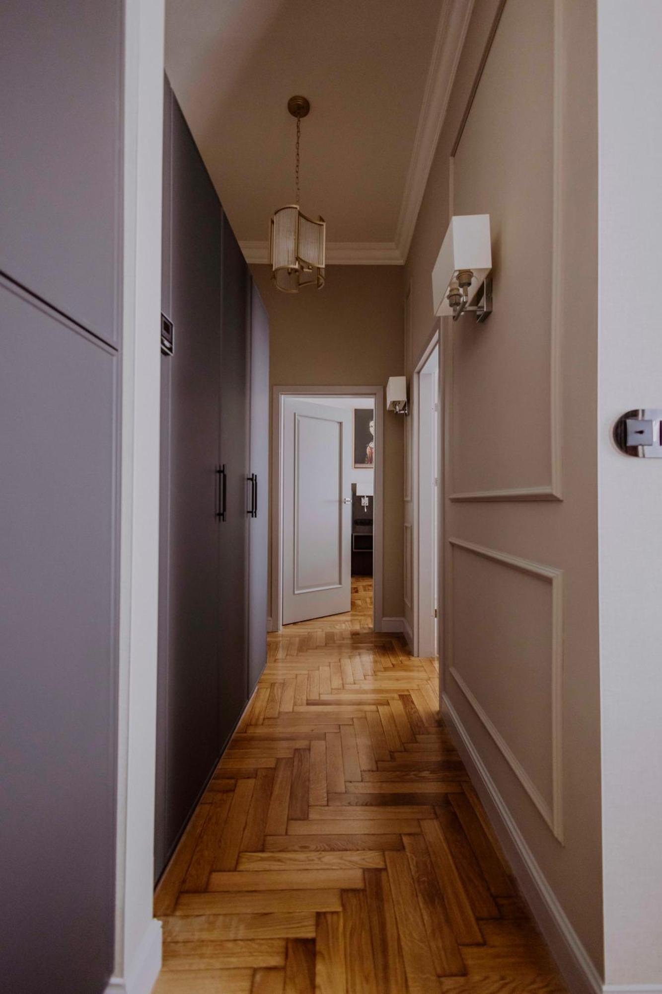 Crown Pearl - Wonderful Apartment, 110Scm, 4 Rooms Krakau Exterior foto