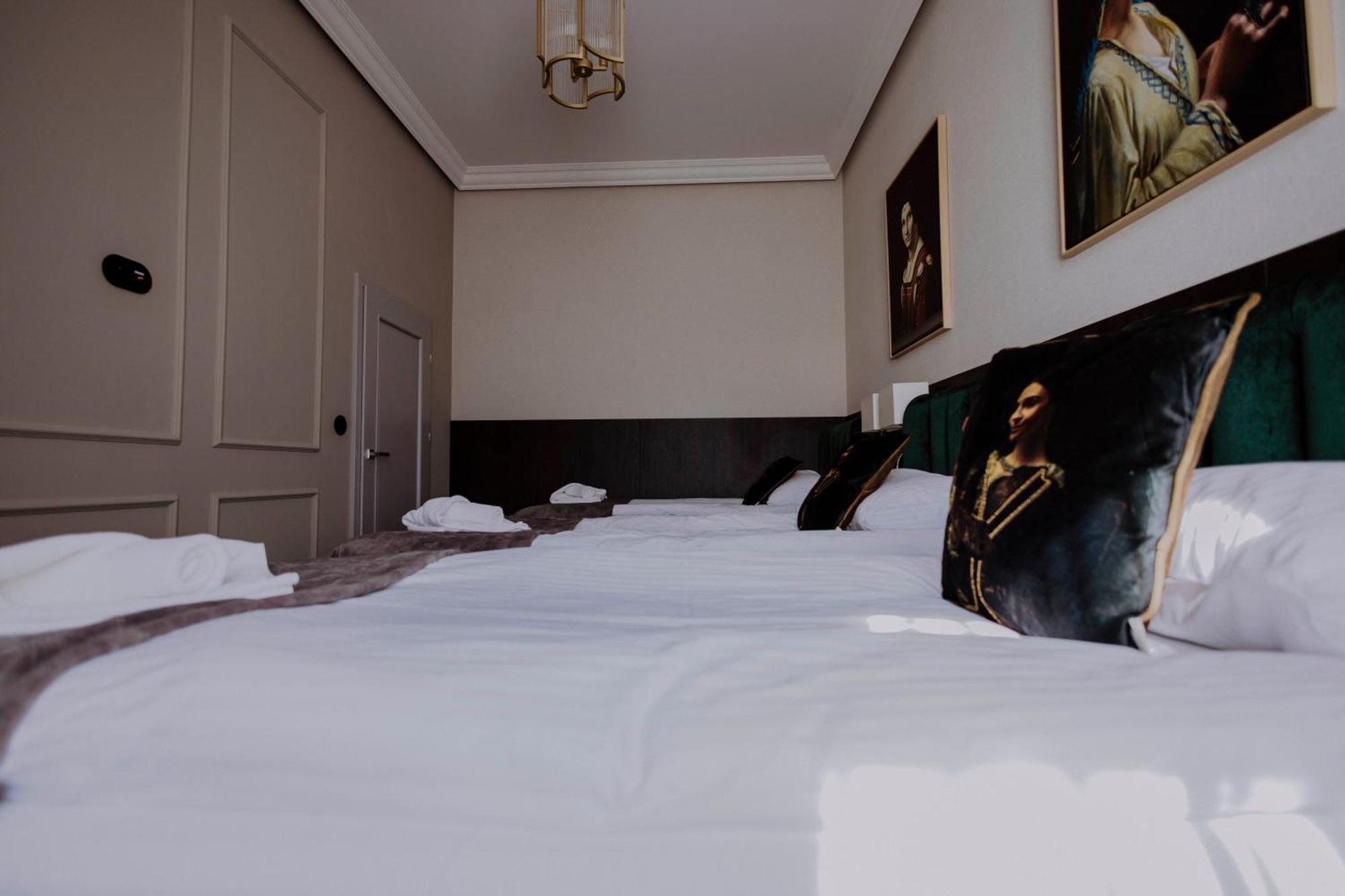 Crown Pearl - Wonderful Apartment, 110Scm, 4 Rooms Krakau Exterior foto