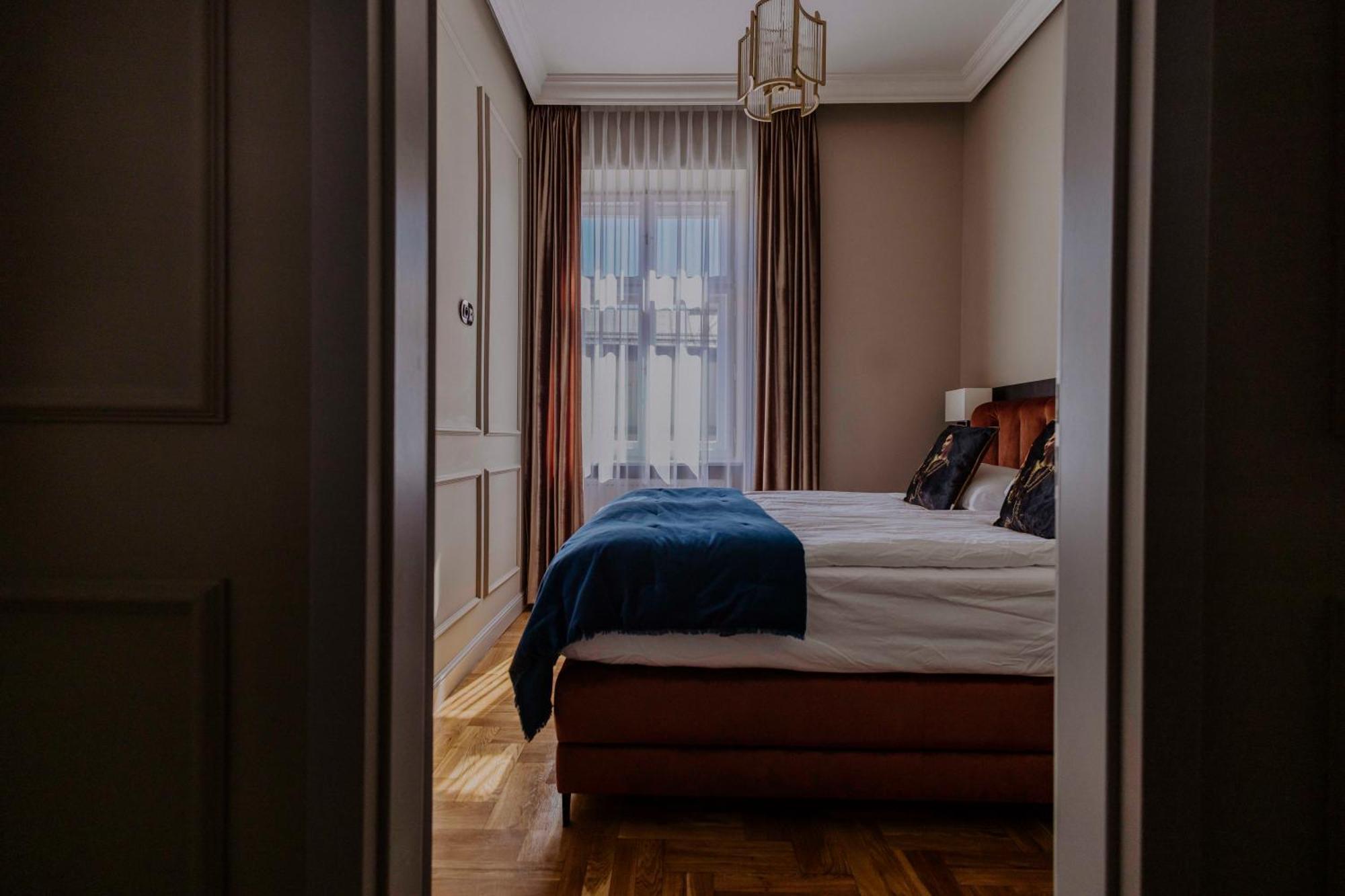Crown Pearl - Wonderful Apartment, 110Scm, 4 Rooms Krakau Exterior foto