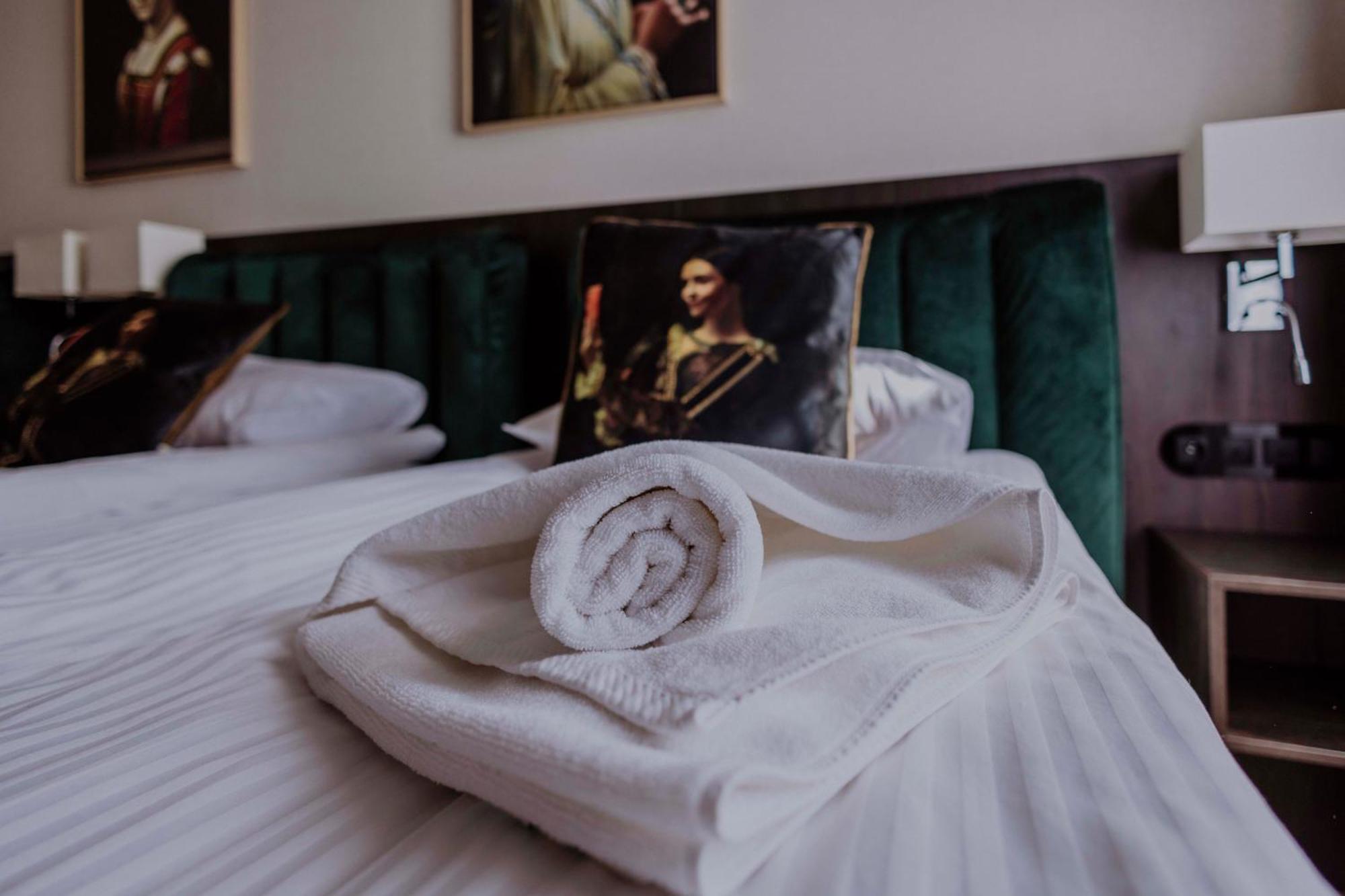 Crown Pearl - Wonderful Apartment, 110Scm, 4 Rooms Krakau Exterior foto
