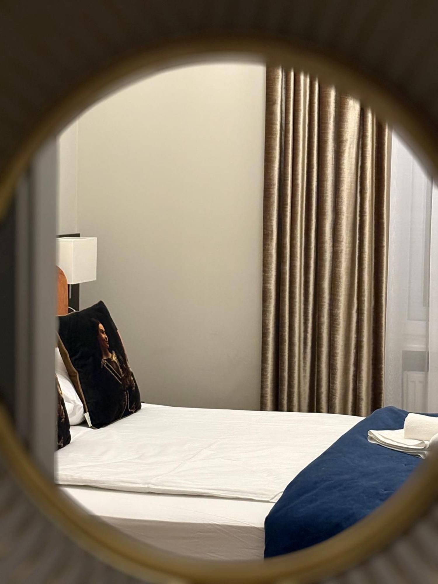 Crown Pearl - Wonderful Apartment, 110Scm, 4 Rooms Krakau Exterior foto